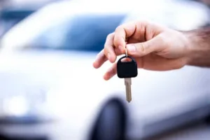 Мужчина продал машину друга, за которой должен был присматривать