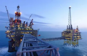 Министр энергетики встречается с нефтяными гигантами Adnoc, BP
