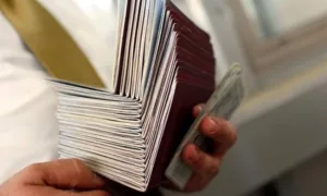 Почти 4000 детей оказались в подвешенном состоянии в вопросе гражданства