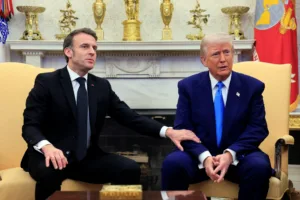 Трамп и Макрон демонстрируют резкие разногласия по Украине, несмотря на дружественный настрой