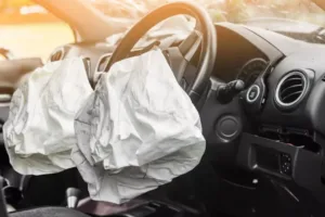 Кипр отзвывает 82 000 автомобилей из-за неисправных подушек безопасности и тормозов