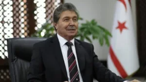 Оппозиционный политик назвал ‘премьер-министра» севера Кипра «султаном»