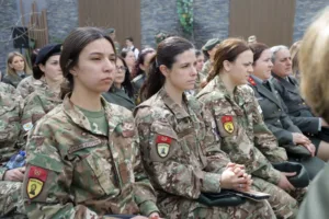 Министр подтверждает приверженность гендерному равенству в Национальной гвардии