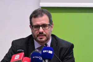 Ярость из-за назначения греческого министра, назвавшего северную часть страны «ТРСК»