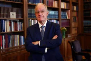 Президент Греции начинает трехдневный визит на Кипр