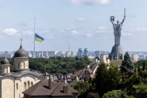 Украина разрешает двойное гражданство для диаспоры и иностранцев, воюющих за страну