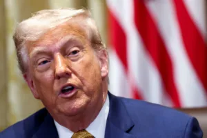 Трамп пригрозил санкциями покупателям российской нефти и пообещал Украине Patriot