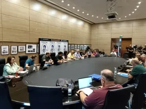 Судьба постоянных должностей учителей на Кипре: Профсоюзы рассмотрят предложение президента Христодулидиса