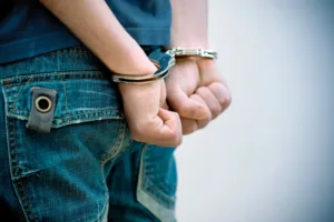 Подросток арестован в Айя-Напе по подозрению в жестоком нападении на туриста