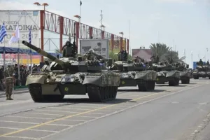 Военный парад в Никосии начнётся раньше запланированного времени
