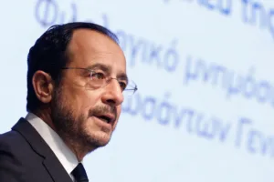 Христодулидис назвал избрание Туфана Эрхурмана лидером киприотов-турок “позитивным событием”