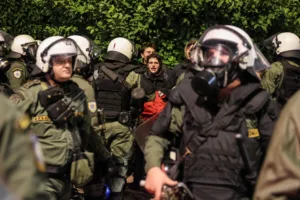 В Греции арестованы десятки человек по делу о мошенничестве с сельскохозяйственными субсидиями ЕС