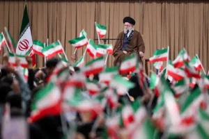 Хаменеи: сотрудничество с США невозможно, пока Вашингтон поддерживает Израиль и вмешивается в дела региона