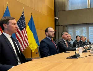 США и Украина согласовали обновлённые рамки мирного плана, критикуемого за уступки Москве