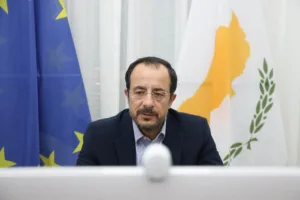 Первая официальная встреча президента Кипра и нового лидера киприотов-турок назначена на четверг