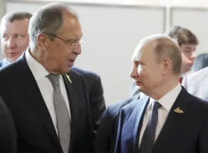 Кремль отверг слухи о немилости Лаврова после срыва переговоров с США