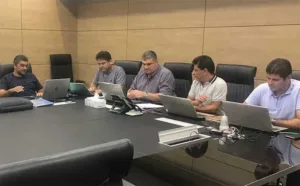 Poed объявил забастовку против плана оценки учителей