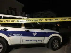 В Лимассоле пьяный водитель микроавтобуса насмерть сбил мотоциклиста