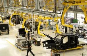 Падение промышленного производства в Британии достигло минимума с 2020 года