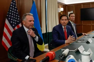 США направляют спецпосланника Стива Уиткоффа и Джареда Кушнера на встречу с Владимиром Путиным для обсуждения возможного плана мира по Украине