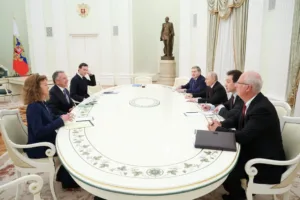 Переговоры Путина с представителями Трампа идут без прогресса