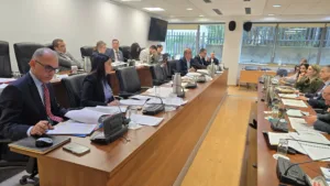 Налоговая реформа: четыре партии выступили единым фронтом против правительственного проекта