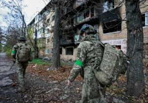 Британия должна объяснить присутствие погибшего солдата на Украине, заявила Москва