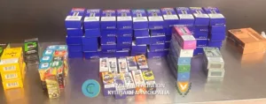 В аэропорту Ларнаки и на КПП Айос-Дометиос изъяты крупные партии табака и вейпов