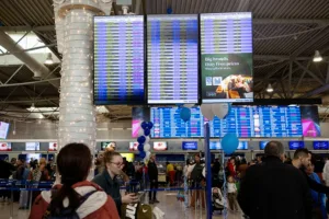 Отчет связал восьмичасовой сбой радиосвязи в аэропортах Греции с устаревшими системами