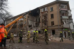 Russian strikes cut power in Kharkiv as drone attack injures 23 in Odesa