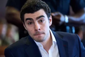 Judge dismisses federal murder and weapons charges against Luigi Mangione in CEO killing case