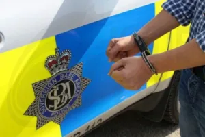В Акротири арестовали 37-летнего мужчину по делу о серии проникновений в дома и краж