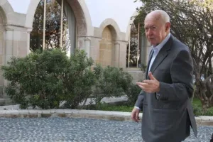 Бывший президент Кипра Джордж Василиу госпитализирован в тяжелом состоянии