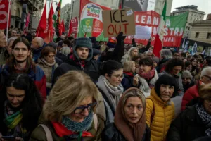 Протест в Милане направлен против планируемой роли сотрудников ICE на зимних Олимпийских играх Milano Cortina