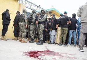 Suicide bombing at Islamabad Shi’ite mosque kills at least 31, wounds more than 170