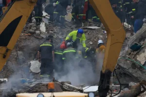 Tripoli building collapses death toll rises to 15 as rescue operation ends