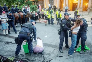Протесты в Австралии встретили президента Израиля Ицхака Герцога во время визита солидарности