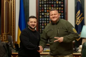 Залужный рассказывает о разладе с Зеленским на фоне роста спекуляций о выборах на Украине