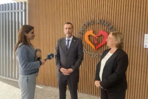 Health Minister visits Yeri blood centre amid periodic shortages