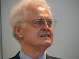 Former French Prime Minister Lionel Jospin dies at 88