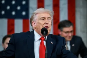 Trump orders large-scale attack on Iran, escalating conflict and raising regime-change questions