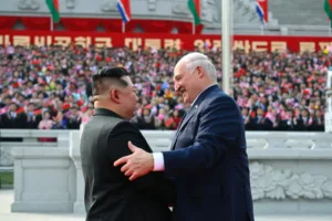 Ким Чен Ын встретился с Лукашенко в Пхеньяне на церемониальном приеме и на фоне планируемого договора