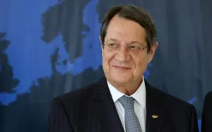 Anastasiades says debate on British bases premature before Cyprus settlement