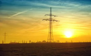 Europe’s push for cheaper electricity tied to faster energy transition and short-term measures, analysis says
