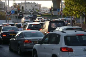 Limassol survey highlights persistent traffic gridlock and calls for overhaul of urban development model