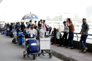 Middle East air strikes keep key Gulf airports closed, disrupting global air travel