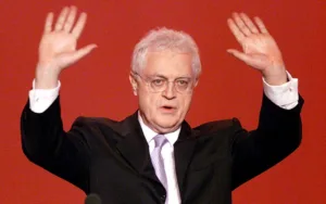 Lionel Jospin, former French prime minister and Socialist leader, dies aged 88