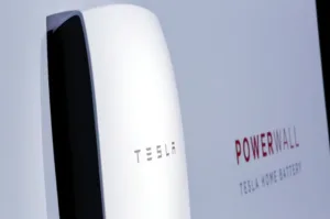 Tesla unit wins Ofgem licence to supply electricity to British homes