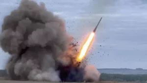 Северная Корея запустила снаряд в сторону моря на фоне продолжающихся учений США и Южной Кореи
