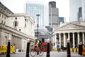 Bank of England expected to hold rates as investors watch for signs of hikes amid Iran war risks